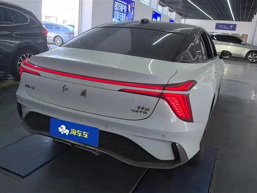 Hongqi H6 Hongqi H6 2023 2.0T Zhiyi Edition 2023 — миниатюра 3