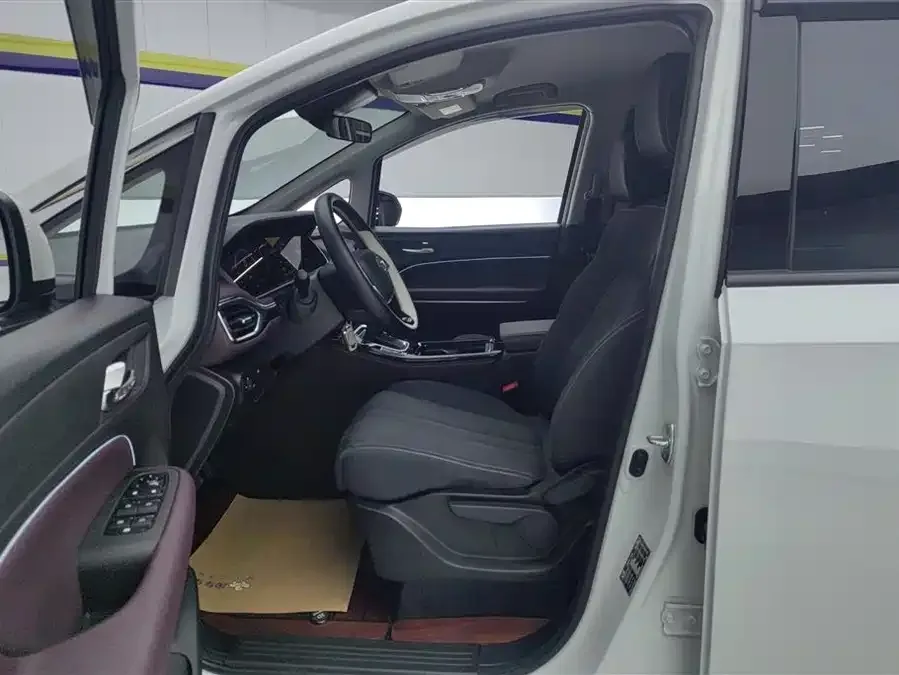 GAC Trumpchi M6 Trumpchi M6 2023 PRO 270T DCT Elite Edition 2024 — миниатюра 3