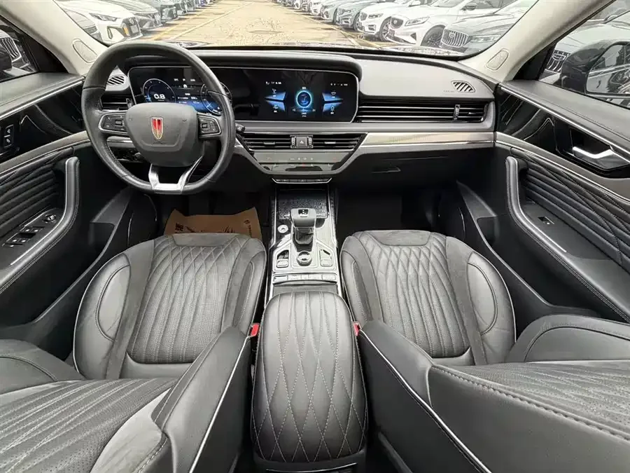 Hongqi HS5 Hongqi HS5 2022 facelift 2.0T Zhilian Qixiang Edition 2023 — миниатюра 5