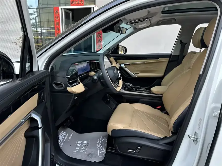 Geely Atlas L Boyue L 2023 2.0TD DCT Premium Edition 2023 — миниатюра 3