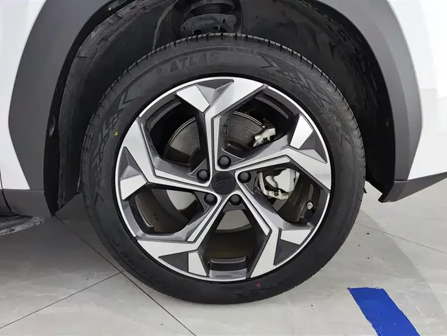 Geely Atlas L Boyue L 2024 1.5TD DCT Premium Edition 2024 — миниатюра 2