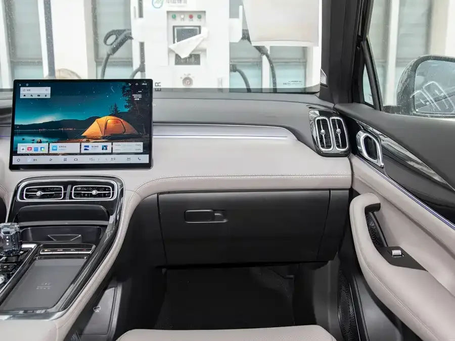 Geely Atlas L Boyue L 2025 fourth generation 1.5TD DCT Shanhe 2026 — миниатюра 4