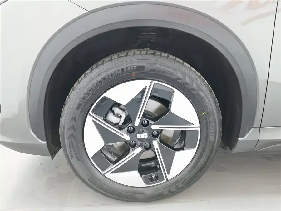 Geely Galaxy E5 Galaxy E5 2024 440km Sailing Edition 2025 — миниатюра 5