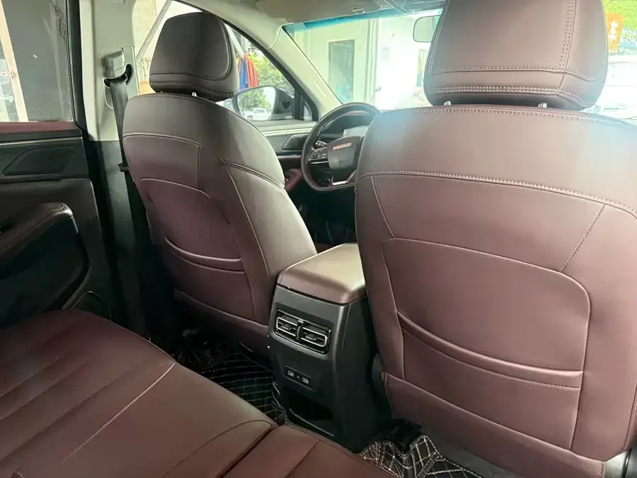 Jetour X90 PLUS Jetour X90 PLUS 2024 1.6TD DCT Zhiyuan Edition 7-seater 2024 — миниатюра 3