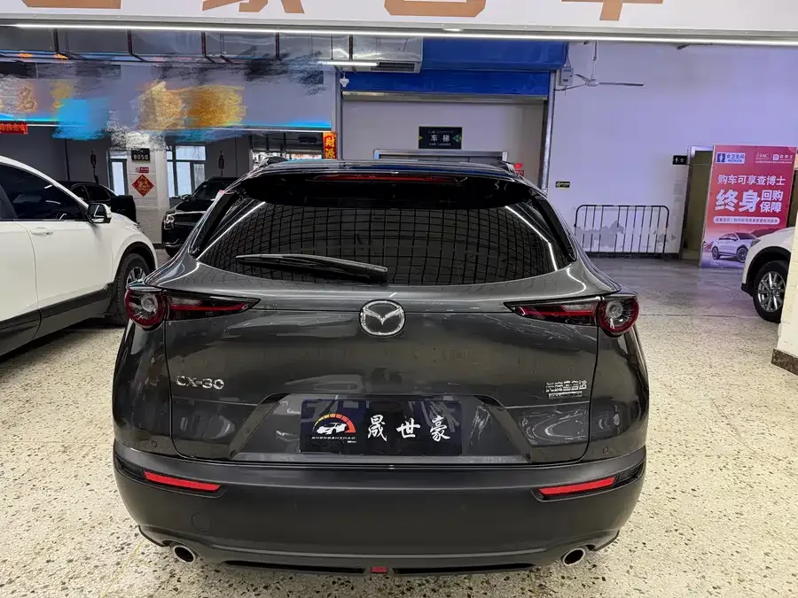 Mazda CX-30 2022 2.0L Automatic Jiayue Obsidian Edition 2023 — миниатюра 2
