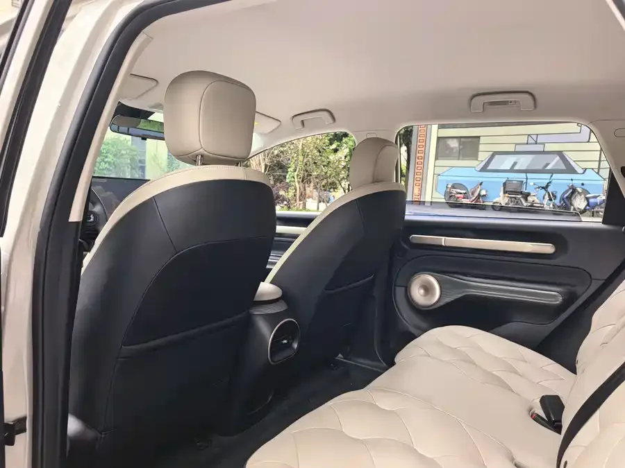 Baojun clouds Baojun Yunduo 2023 460 Pro 2024 — миниатюра 4