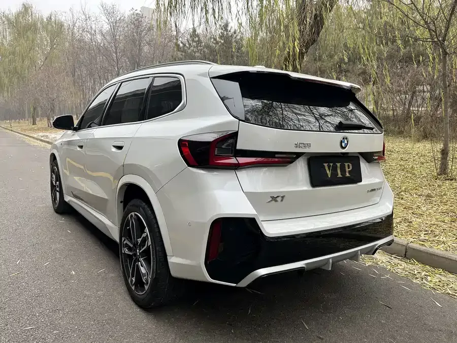BMW X1 2024 sDrive25Li M Sport Package 2024 — миниатюра 2