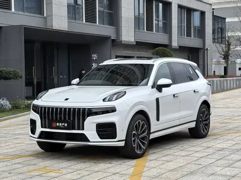 Lynk & Co 09 2025 купить в Москве