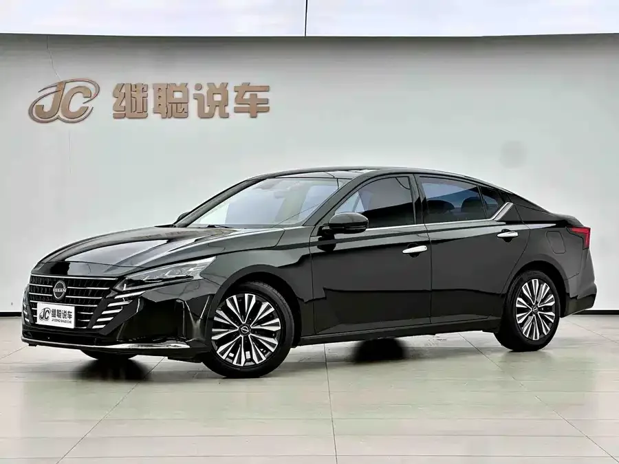 Nissan Altima 2022 Teana 2.0L XL-TLS Enjoy Edition 2023 — фото 1, купить с доставкой в Москву