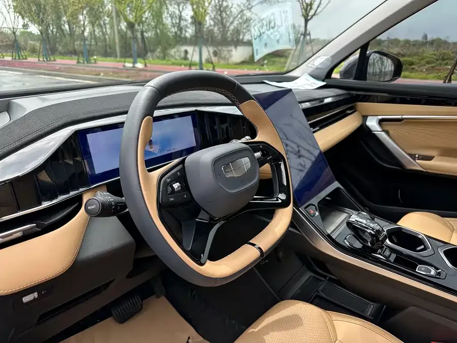 Geely Atlas L Boyue L 2023 2.0TD DCT Premium Edition 2024 — миниатюра 2