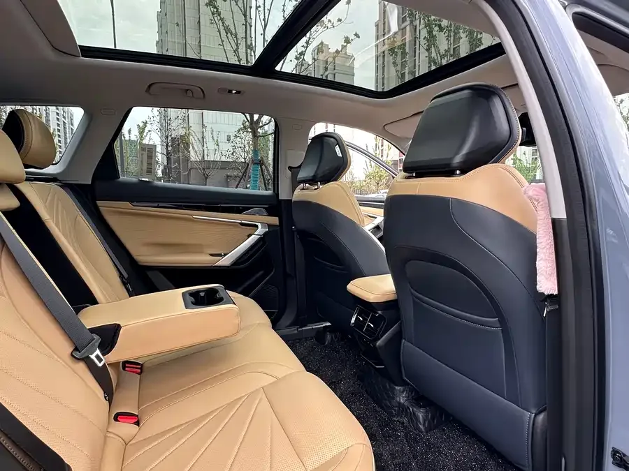 Geely Atlas L Boyue L 2023 2.0TD DCT Premium Edition 2024 — миниатюра 3
