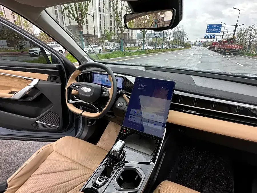Geely Atlas L Boyue L 2023 2.0TD DCT Premium Edition 2024 — миниатюра 4