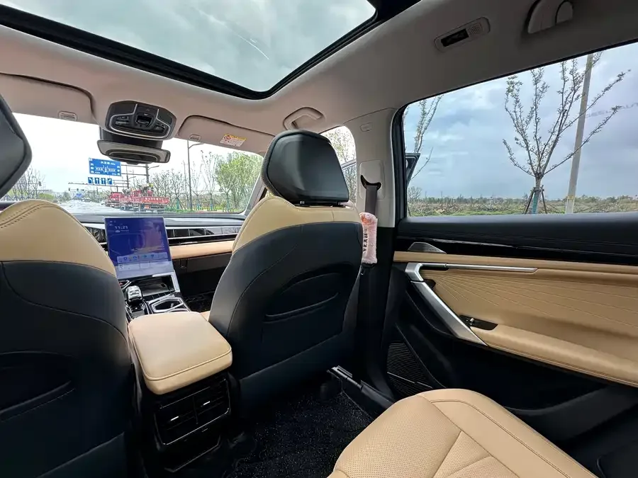 Geely Atlas L Boyue L 2023 2.0TD DCT Premium Edition 2024 — миниатюра 5