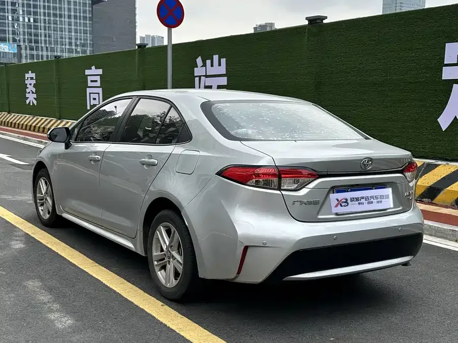 Toyota Levin 2022 Lelink 185T CVT Luxury Edition 2022 — миниатюра 2