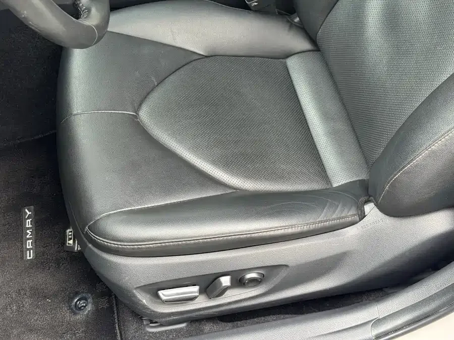 Toyota Camry Camry 2021 2.0G Deluxe Edition 2022 — миниатюра 5