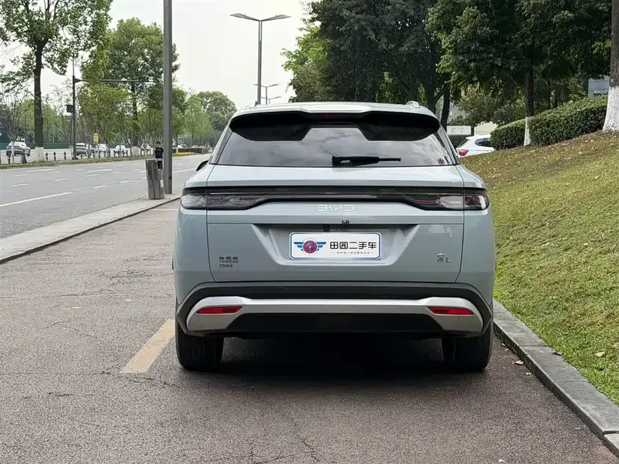 BYD Song L DM-i Song L DM-i 2024 160km Surpassing Edition 2025 — миниатюра 2