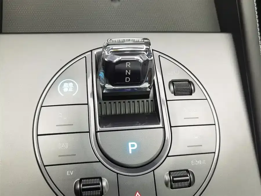 BYD Seal 06 Seal 06 2024 DM-i 120KM Premium Edition 2025 — миниатюра 4