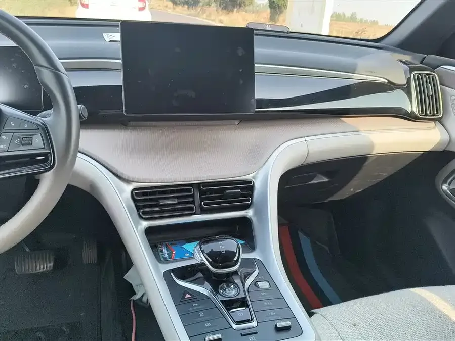 BYD Song Pro New Energy Song Pro New Energy 2024 Honor Edition DM-i 71KM Pilot Edition 2025 — миниатюра 4