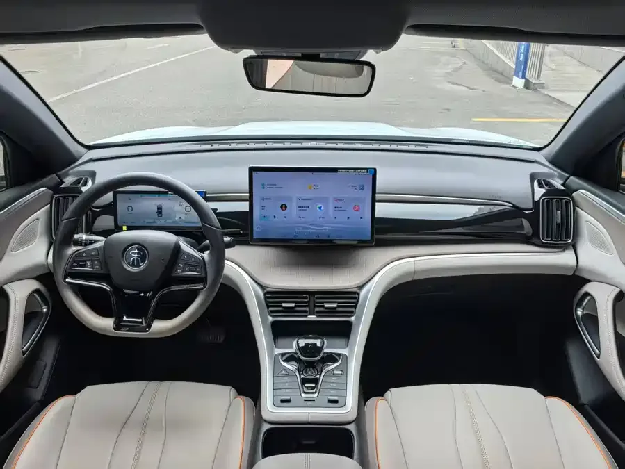 BYD Song Pro New Energy Song Pro New Energy 2024 Honor Edition DM-i 110KM Beyond Edition 2025 — миниатюра 3