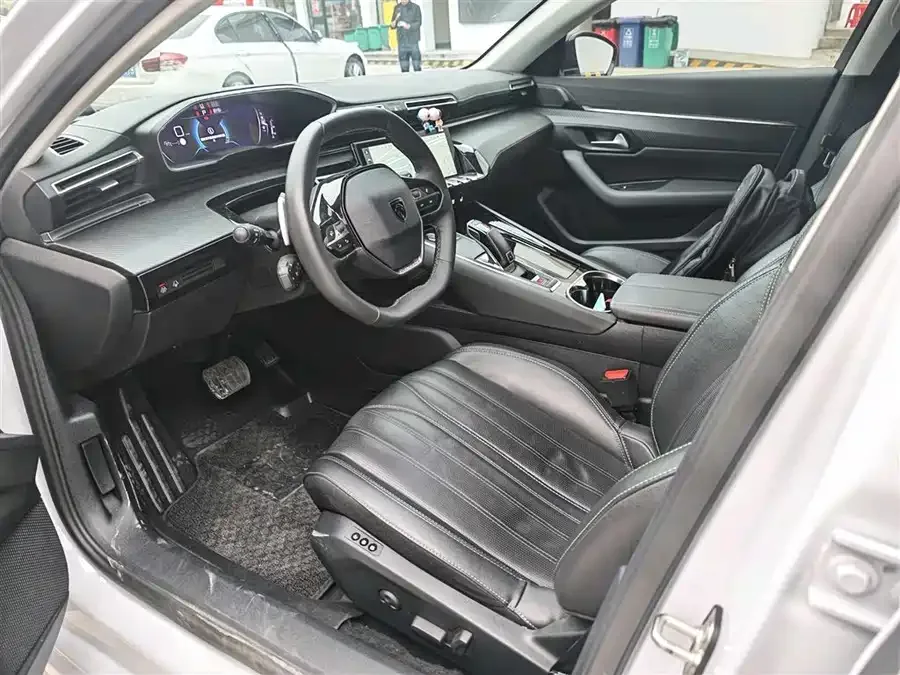 Peugeot 508 Peugeot 508 2023 508L 400THP Driving Flagship Edition 2024 — миниатюра 3