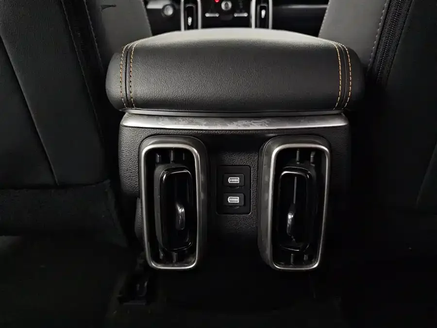 Haval Big dog Haval Big Dog 2022 2.0T DCT 4WD Roaring Sky Dog Edition 2023 — миниатюра 5