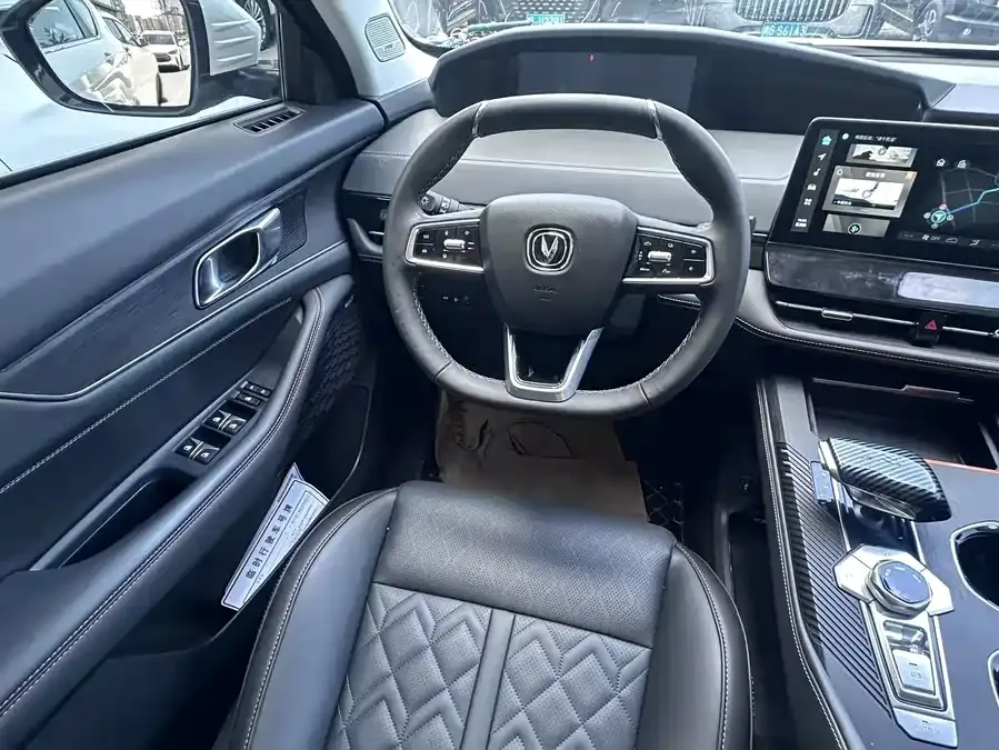 Changan UNI-K Changan UNI-K 2021 2.0T Excellence Edition 2022 — миниатюра 3