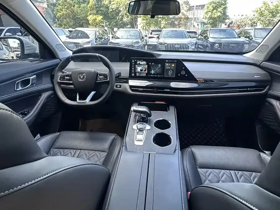 Changan UNI-K Changan UNI-K 2021 2.0T Excellence Edition 2022 — миниатюра 5