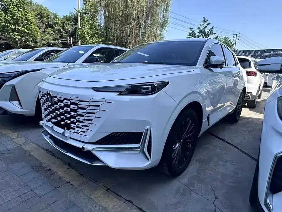 Changan UNI-K Changan UNI-K 2021 2.0T Excellence Edition 2022 — фото 1, купить с доставкой в Москву
