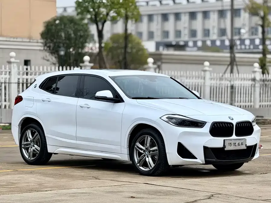BMW X2 2022 sDrive25i M Sport Package 2022 — миниатюра 3