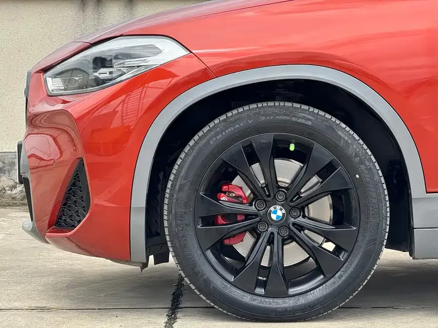 BMW X2 2022 sDrive25i M Off-Road Package 2022 — миниатюра 3