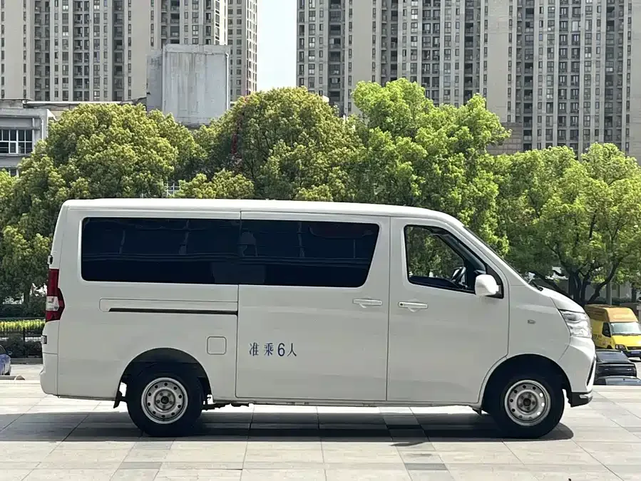 Changan Kaicene Changan Ruixing EM80 Changan Ruixing EM80 2024 model, 6-seater, comfortable, 41.86kWh 2025 — миниатюра 2