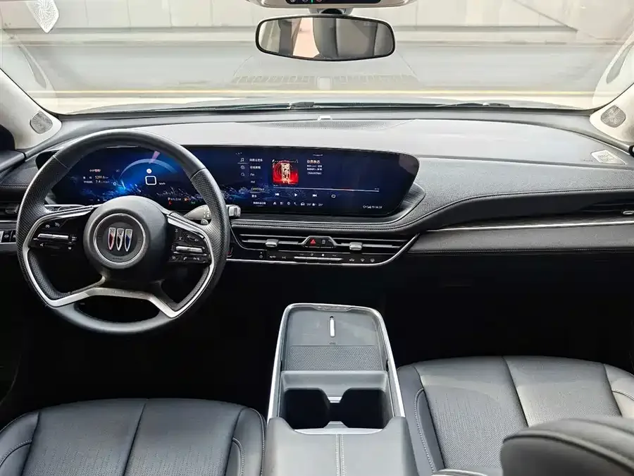 Buick LaCrosse LaCrosse 2023 28T Enjoy Edition 2024 — миниатюра 2