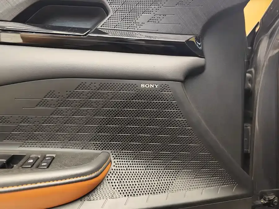 Changan UNI-V Changan UNI-V 2022 1.5T Smart Pilot Edition 2022 — миниатюра 3