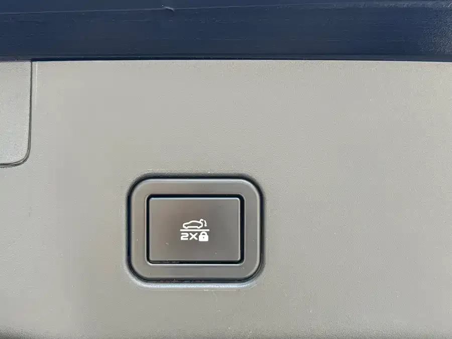 Changan UNI-V Changan UNI-V 2024 1.5T premium model 2024 — миниатюра 4