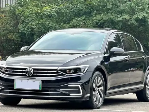 Volkswagen Magotan GTE plug-in hybrid 2024 купить в Москве