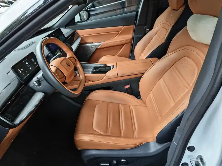 Dongfeng e007 e007 2024 pure electric 620 Ruyi version 2024 — миниатюра 2