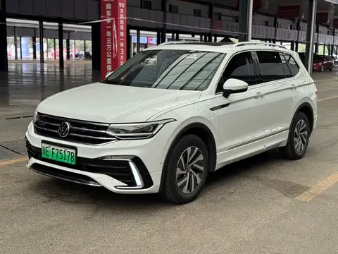 Volkswagen Tiguan L New Energy 2023 купить в Москве