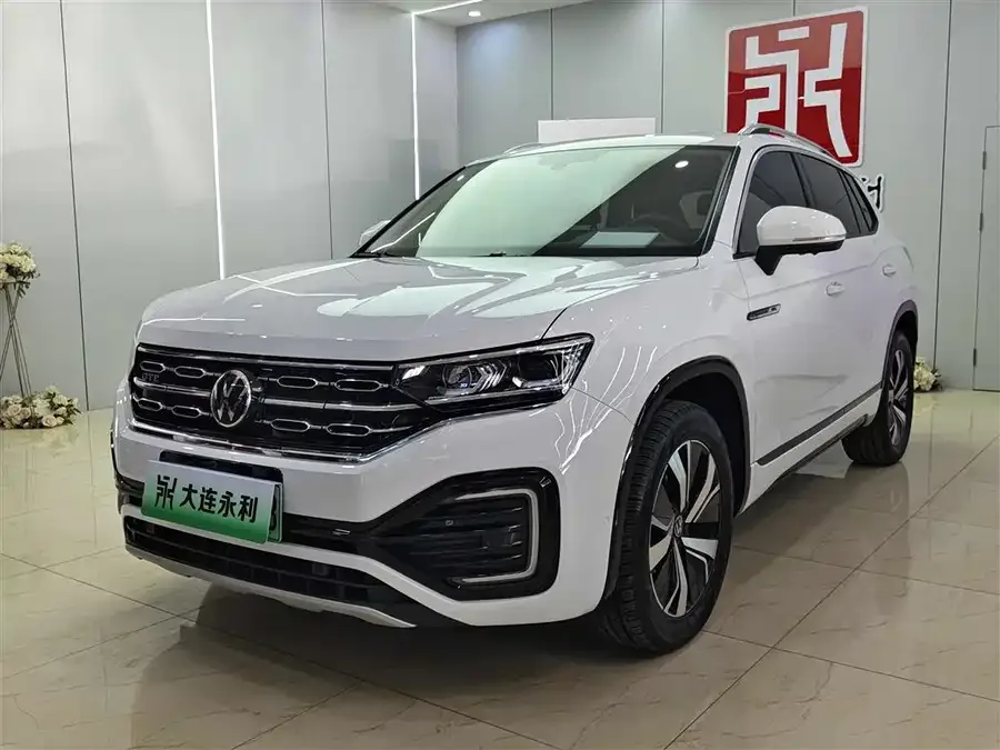 Volkswagen Tayron GTE plug-in hybrid Tanyue GTE plug-in hybrid 2020 1.4T luxury model 2022 — фото 1, купить с доставкой в Москву