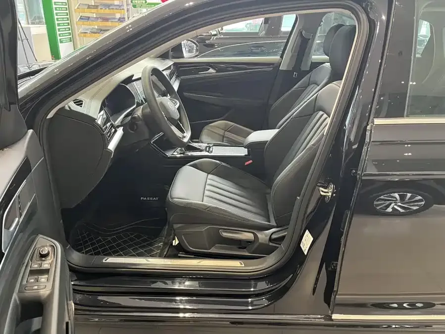 Volkswagen Passat New Energy Passat New Energy 2025 430PHEV Hybrid Business Edition 2026 — миниатюра 5