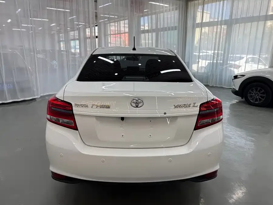 Toyota YARiS L Enjoy YARiS L enjoys the 2022 1.5L CVT leading PLUS version 2022 — миниатюра 2