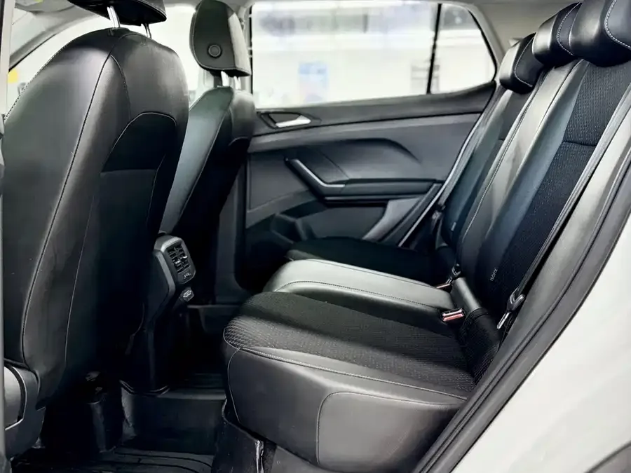 Volkswagen Tacqua Tanying 2021 1.5L Automatic Joy-Link Edition 2022 — миниатюра 4