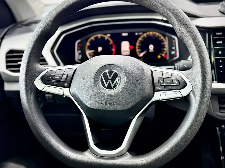 Volkswagen Tacqua Tanying 2021 1.5L Automatic Joy-Link Edition 2022 — миниатюра 5