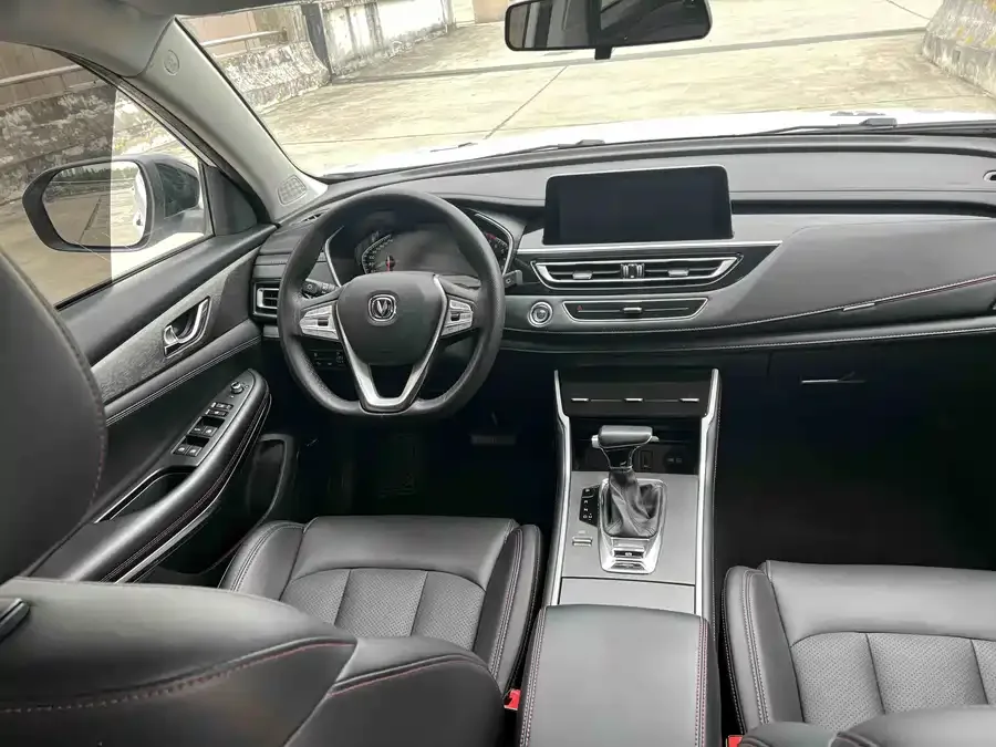 Changan CS75 Changan CS75 2022 Blue Whale Edition 1.5T DCT Premium Edition 2022 — миниатюра 3