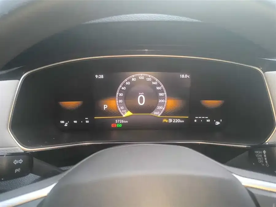 Volkswagen Tiguan (Tharu) Tuyue 2025 New 1.5L Sharp Edition 2025 — миниатюра 2