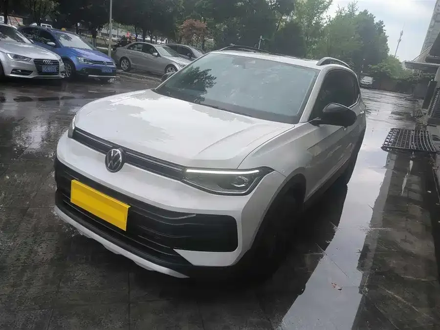 Volkswagen Tiguan (Tharu) Tuyue 2025 New 1.5L Sharp Edition 2025 — фото 1, купить с доставкой в Москву