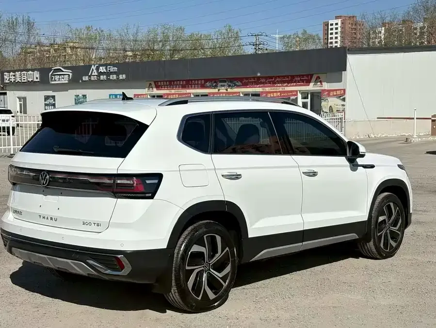 Volkswagen Tiguan (Tharu) Tuyue 2024 300TSI 2WD Full Moon Edition 2024 — миниатюра 4