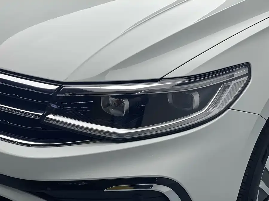 Volkswagen Bora Bora 2023 200TSI DSG Joy Edition 2023 — миниатюра 3