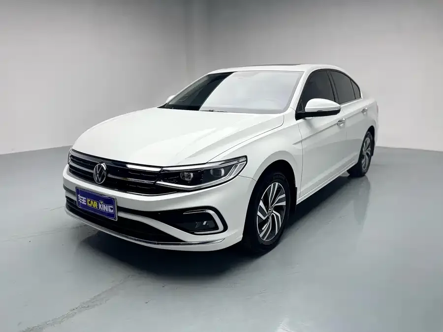 Volkswagen Bora Bora 2023 200TSI DSG Joy Edition 2023 — фото 1, купить с доставкой в Москву