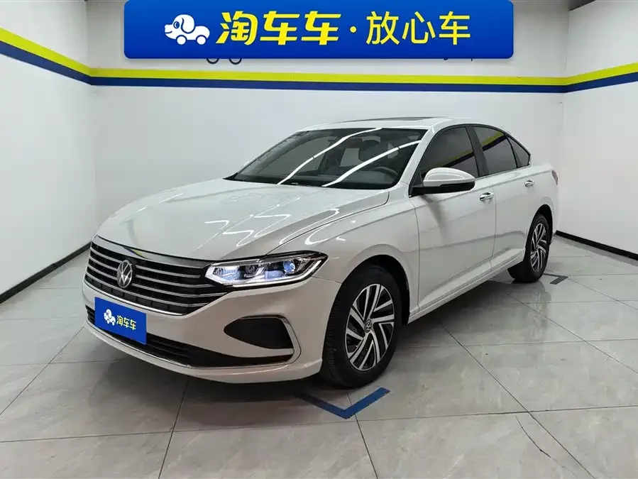 Volkswagen Lavida Lavida 2023 1.5L automatic full version 2022 — фото 1, купить с доставкой в Москву