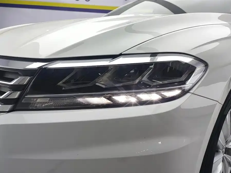 Volkswagen Lavida Lavida 2022 1.5L Automatic Fashion Edition 2022 — миниатюра 5